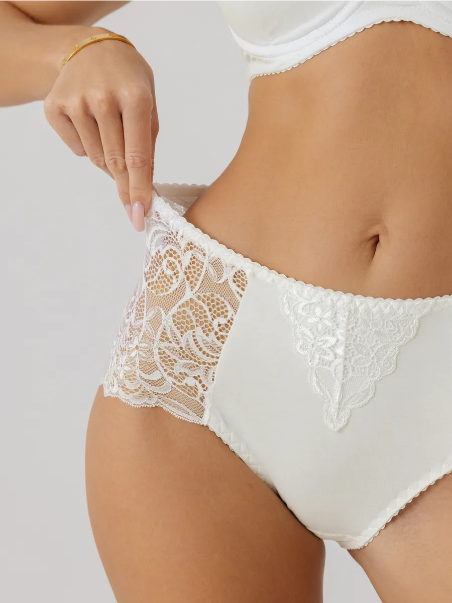 Трусы с высокой посадкой кружевные слипы молочный