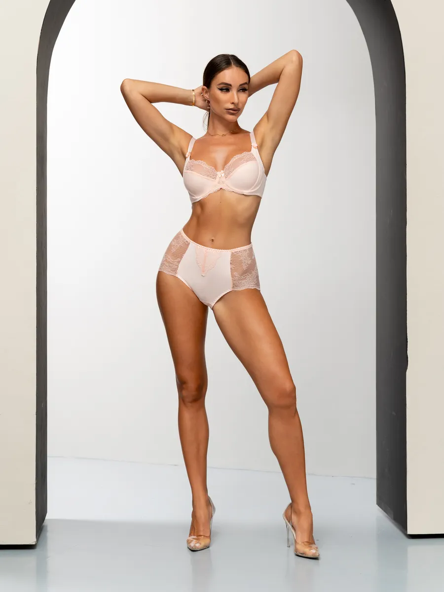 Трусы с высокой посадкой кружевные слипы абрикосовый