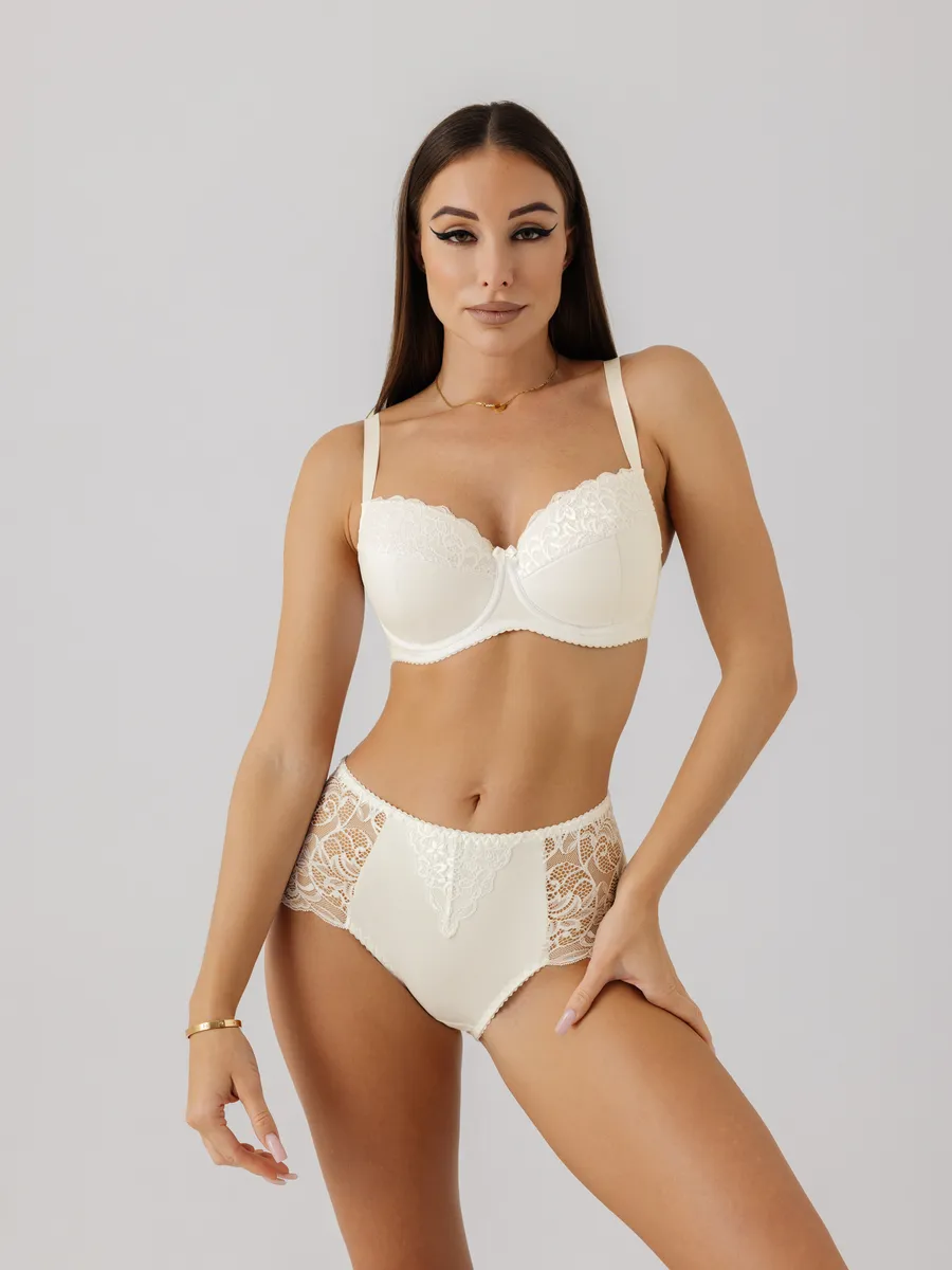 Трусы с высокой посадкой кружевные слипы молочный