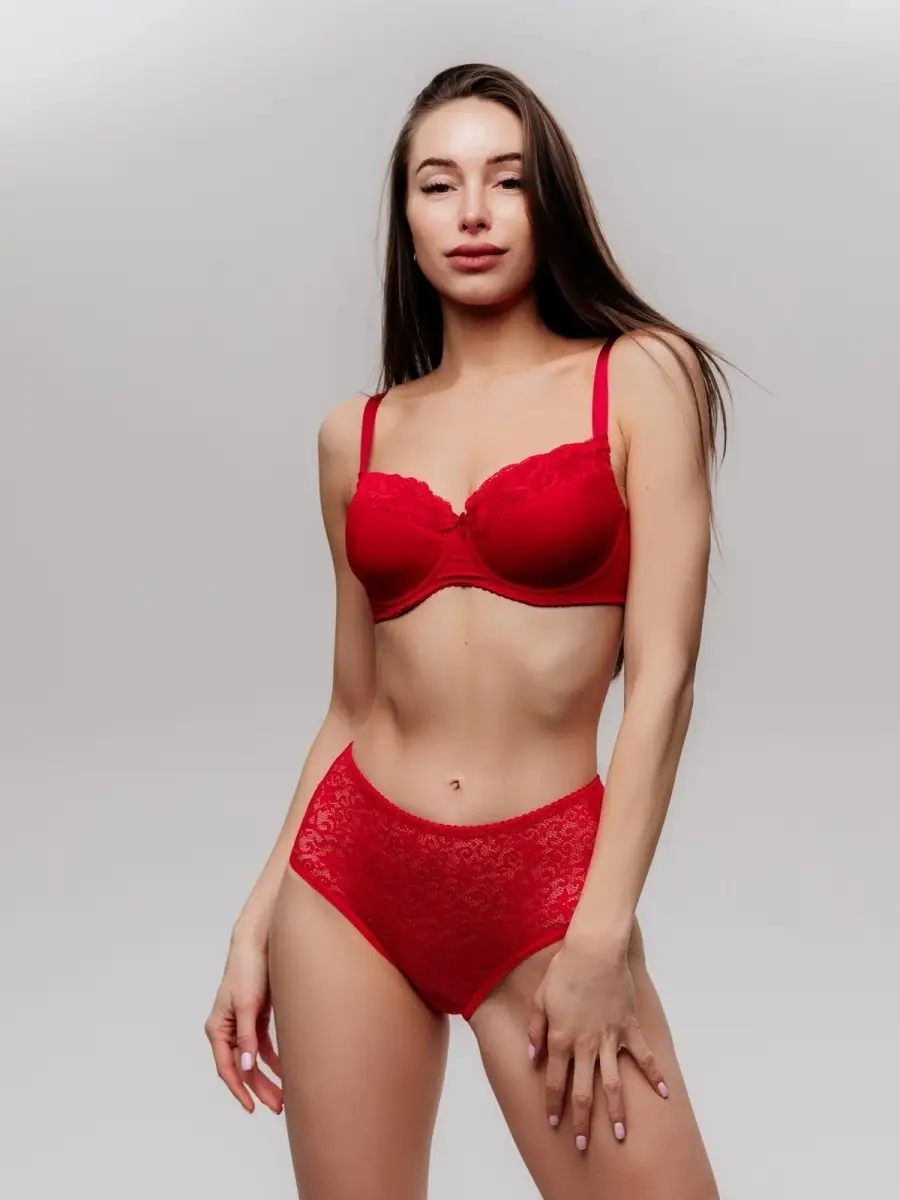 Трусы высокие хлопковые с кружевом красный