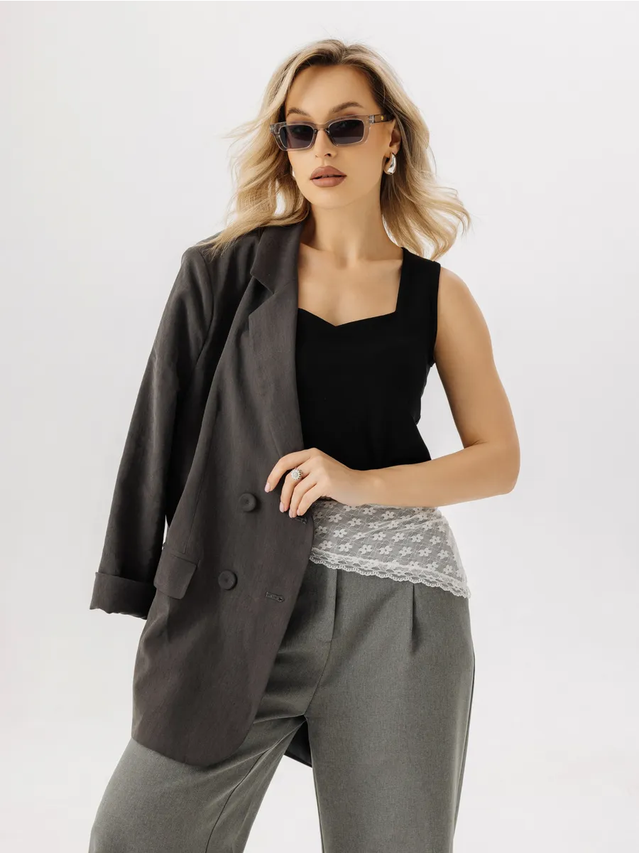 Майка базовая на широких бретельках под пиджак черный